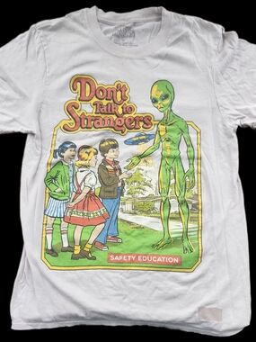 Steven Rhodes White 'Don't Talk to Strangers' Graphic Tee with Green Alien